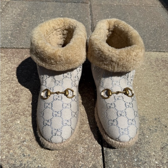 Gucci - Canvas Wool Shearling Lined GG Monogram Fria Horsebit Ankle Boots - Picture 3 of 7